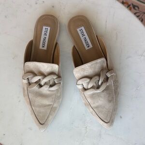 Steve Madden Beige Chain Accent Mules